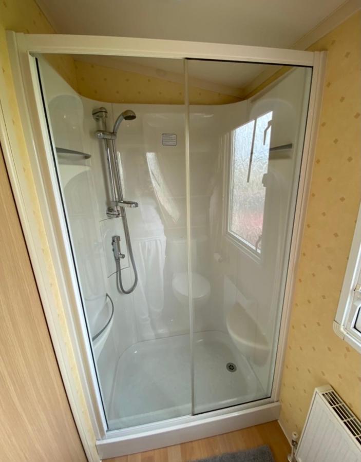 Cosy Caravan 赫尔河畔京士顿 外观 照片